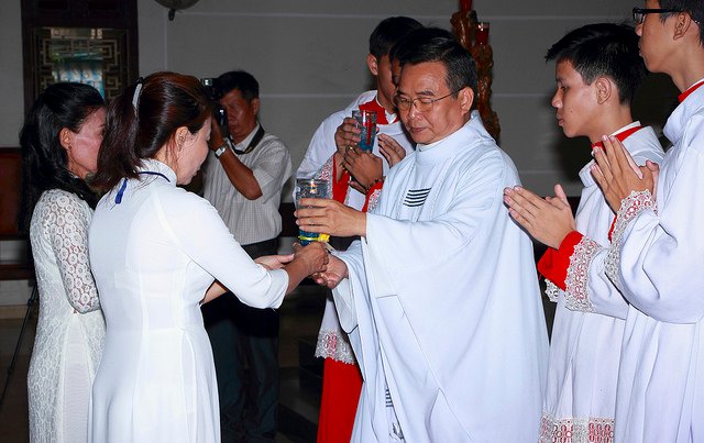 27823250132_eb339a0c21_z