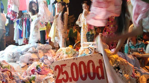 Chợ Tết của người nghèo, Tin tức trong ngày, cho cong nhan, tet nguyen dan, tet tan mao, khu cong nghiep, cho khuyen mai, tin tuc 24h