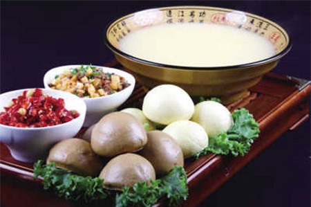 thực phẩm thiết yếu.